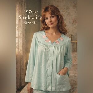 Vintage 1970s Shadowline Mint Embroidered Rose Snap Front Pajama Top Size 40